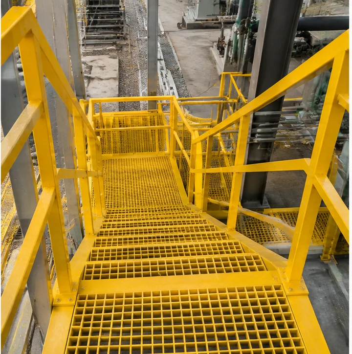 Escada em PRFV industrial